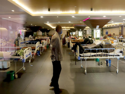 65 şagird zəhərlənib