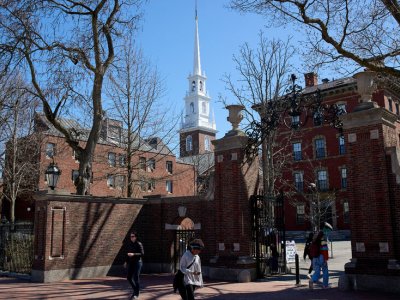 Harvard Universiteti Tramp administrasiyasına qarşı iddia qaldırıb
