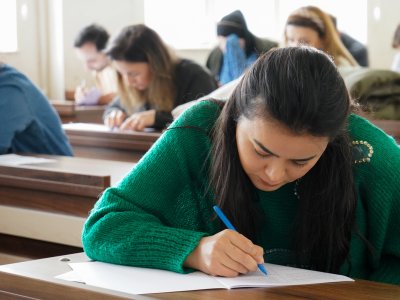 "Builki imtahan sualları ötən ilə nisbətən daha asan idi"