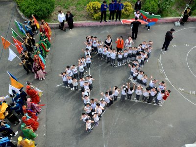 Ağstafa məktəbliləri “Türk dünyasının liderləri- Heydər Əliyev və Atatürk” TƏDBİRİNDƏ