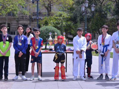 Məktəblilərin idman festivalı keçirilib