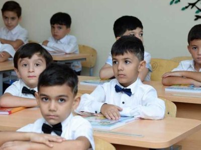 Tədris ili sentyabrda başlayıb mayda BİTMƏLİDİR