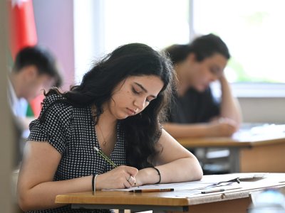 “Uğurlu gələcək üçün ali təhsil tək yol deyil”