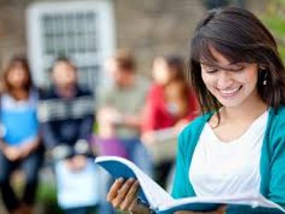 Valideynlər təhsil üçün niyə qızlarını xaricə göndərməkdən çəkinir?