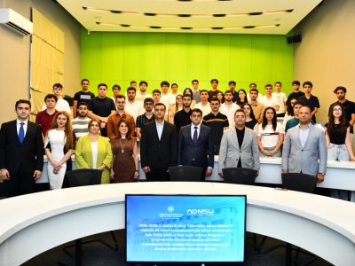 Xaricdə təhsil alacaq ADNSU məzunları ilə görüş keçirilib