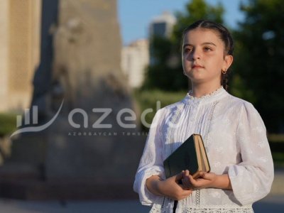 Balaca xanəndə Nuray: Həm səsi var, həm də həkim olmaq istəyir... - MÜSAHİBƏ