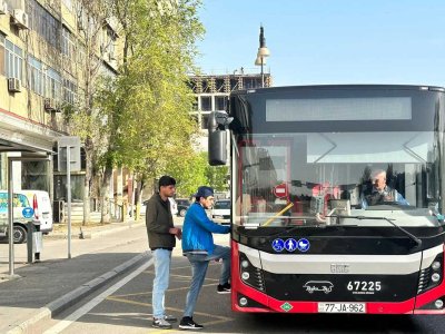 İqtisadçı: Tələbələr üçün tarifli gediş və endirimlər zəruridir 