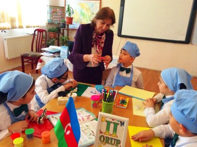 Məktəblərdə bəzi fənlər könüllü olmalıdır - TƏKLİF