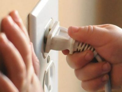 1 yaşlı körpəni "tok" vurub öldürdü