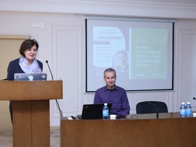 AzMİU-da avstriyalı professorla beşgünlük elmi sessiya başladı