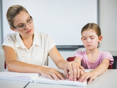 Süni intellekt görmə imkanlı uşaqların müəlliminə çevriləcək