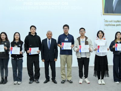 BMU-da çinli doktorantların iştirakı ilə keçirilən seminarın bağlanış mərasimi