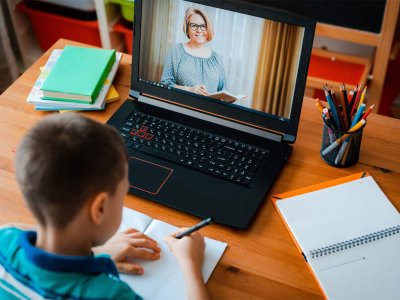 Qətərdə bütün məktəblərdə dərslər onlayn rejimdə keçiriləcək