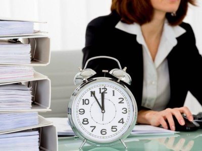 İş saatı sisteminə keçid: məktəblərdə kadr çatışmazlığı yarana bilər - DEPUTAT