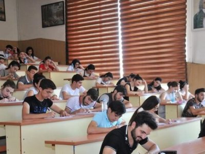 Bu universitetlərə tələbə qəbulu AZALACAQ