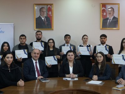 BMU-nun "Brend tələbə"ləri mükafatlandırılıb - FOTOLAR