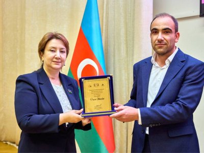 "İlin gənc müəllimi" müsabiqədə I yer TUTDU