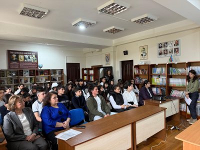 “Məktəblinin hüquq bələdçisi” layihəsi keçirilib
