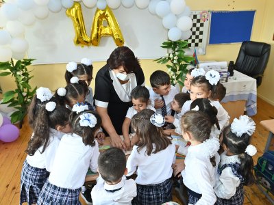 Təhsil məktəbə qayıdır: müəllimlər daha aktiv olacaq