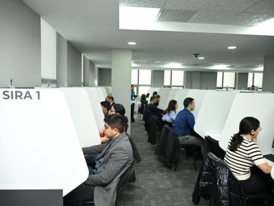 Hakimliyə namizəd üzrə test imtahanı keçirilib