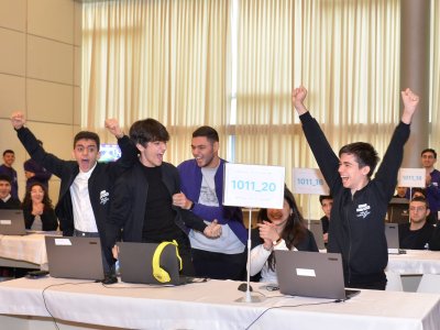 Məktəblilərarası Milli Hakaton – 2025-in qalibləri mükafatlandırılıblar