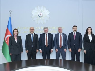 Emin Əmrullayev Lordlar Palatasının üzvü ilə görüşüb