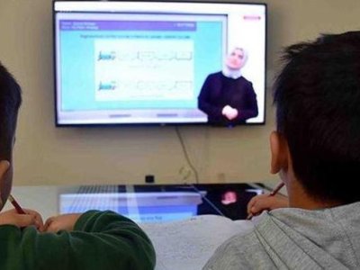 Azərbaycanda məktəblər distant təhsilə keçə bilər