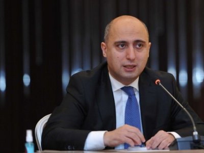 &ldquo;Müəllim&rdquo; sözünü düzgün yaza bilməyən müəllimlər...&nbsp;