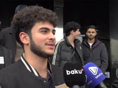 Tələbə yerdəki 100 manatı götürərkən yıxılıbmış