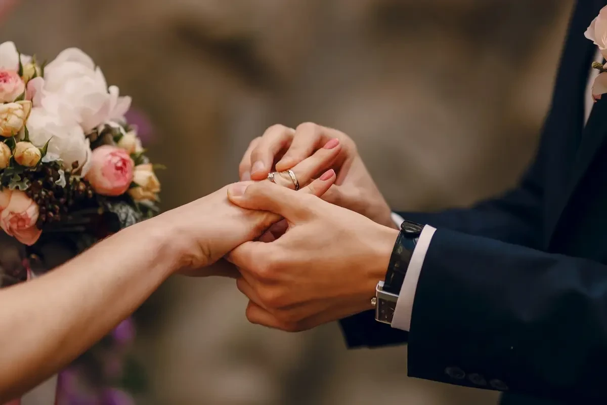 14 yaşlı qızına toy edən şəxs ögey ata olub - YENİLƏNİB