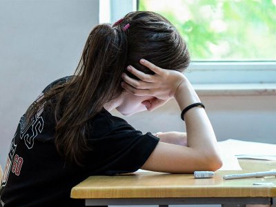 11 abituriyent&nbsp;imtahana gizli cihazla&nbsp;necə girib?&nbsp;-&nbsp;DİM AÇIQLADI