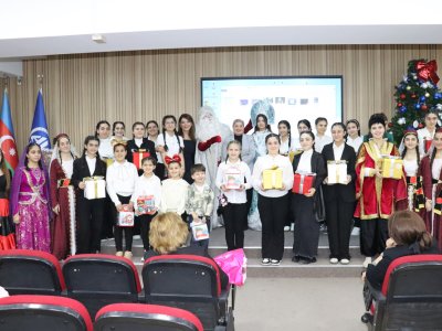 Uşaq Sığınacağı sakinləri üçün Azərbaycan Universitetində Yeni il şənliyi