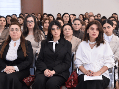 Valideynlərlə təhsil müzakirələri davam edir