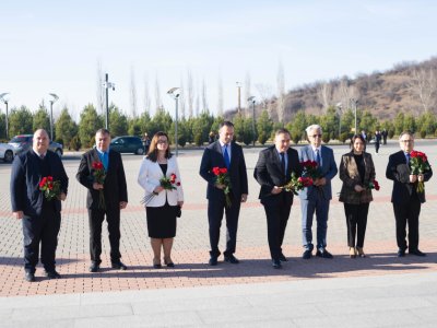 Bəxtiyar Vahabzadə yurdunda MDU-nun sədası...