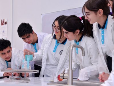 17 000 mindən çox şagird təmayül sinifdə təhsil alır