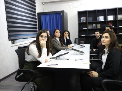 LDU-nun &ldquo;Brend tələbə&rdquo;ləri mükafatlandırıldı - FOTO