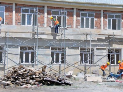 Bakıda 105 təhsil müəssisəsində təmir işləri aparılıb