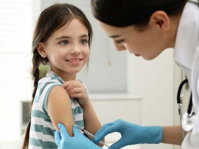 Nazirlik uşaqların peyvəndlənməsi ilə bağlı valideynlərə müraciət edib