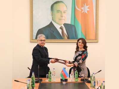 Azərbaycan Universiteti ilə İETİ arasında anlaşma memorandumu imzalanıb