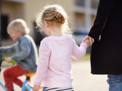 Keçən il övladlığa uşaq götürən subay şəxslərin SAYI