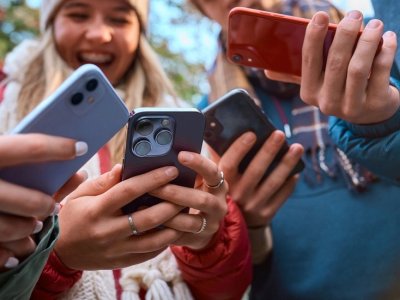 Britaniya uşaqlar üçün sosial mediaya qadağa planlaşdırır