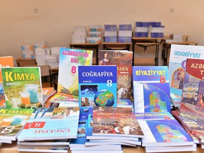 Dərsliklərlə bağlı ictimai dinləmələrin keçirilməsi təklif edilib