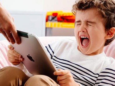 Uşaqların sosial şəbəkəyə sərbəst girişi&nbsp;qadağan oluna bilər&nbsp;