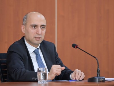 Müəllimlərin dərsliklərə dair rəy və təklifləri əhəmiyyətlidir