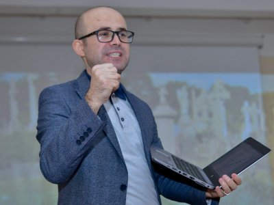 Rəqəmsallaşmada məktəblər hələ gecikir -&nbsp;&ldquo;Müəllimlərin İKT bacarıqları kritikdir&rdquo;