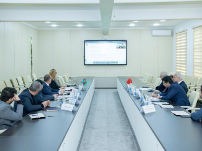 BMU Pekin Kimya Texnologiya Universiteti ilə əməkdaşlığını genişləndirir