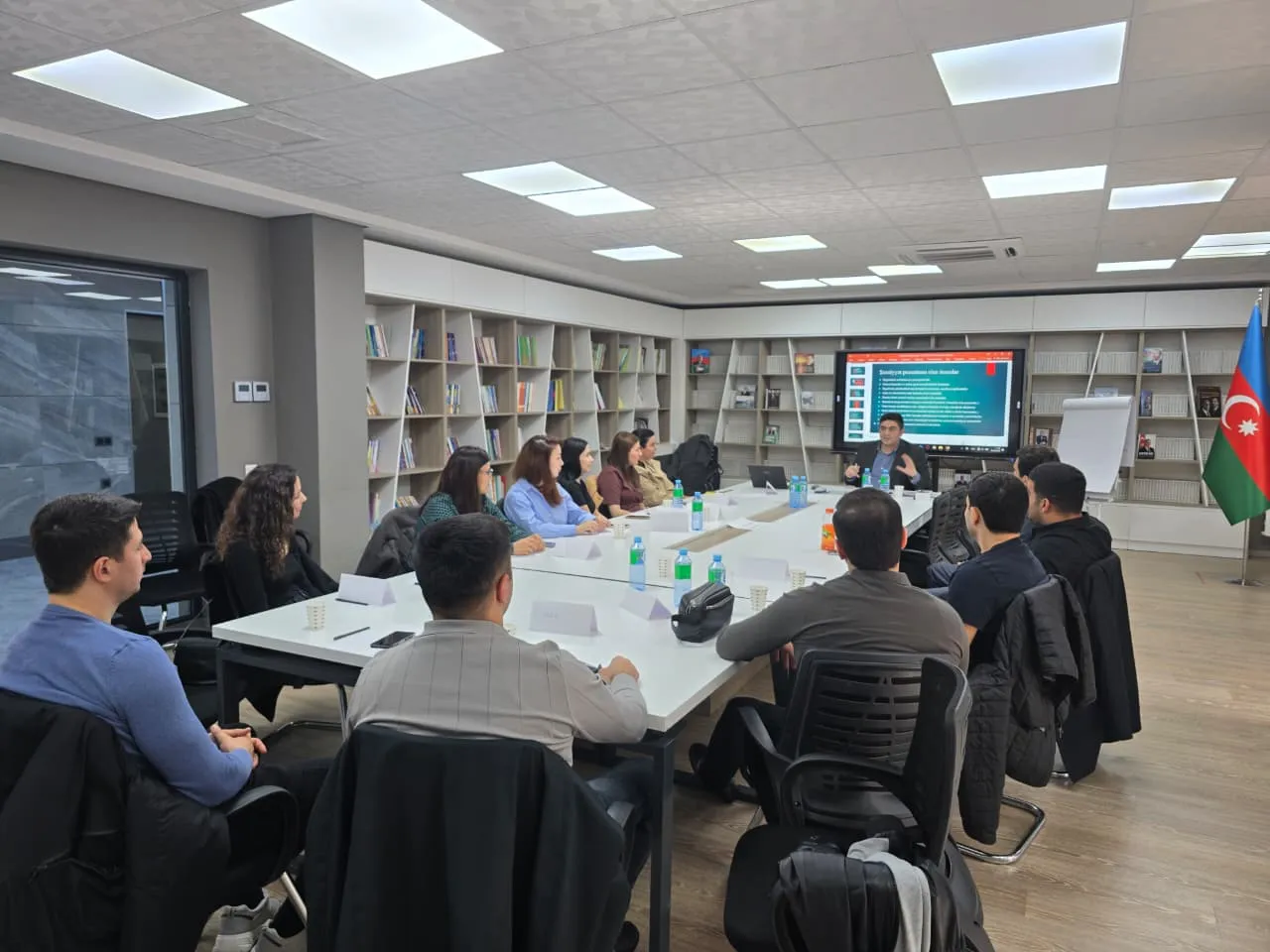 DİM-də təlim: &ldquo;Ünsiyyət bacarıqlarının inkişafı&rdquo;