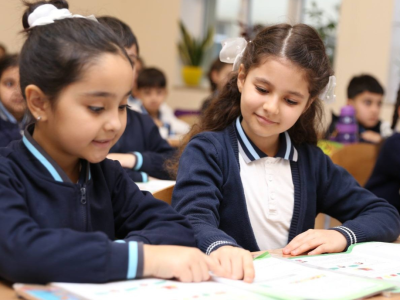 Deputat:&nbsp;Məktəblərdə yazılı və şifahi nitq bacarıqları gücləndirilməlidir