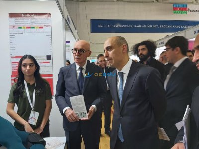 Nazir şagirdlərin&nbsp;layihələrini&nbsp;izləyib