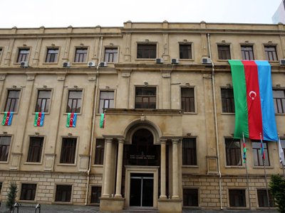 Universitetdə 3 vakansiya:&nbsp;hər kəs müraciət edə bilər